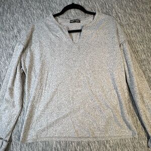 SHEIN Heather Gray V-Neck Long Sleeve Top